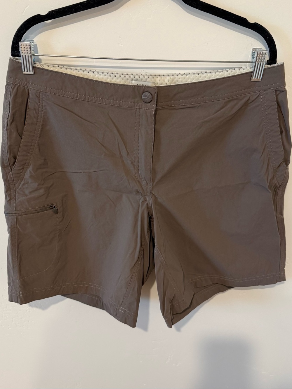 L.L. Bean Comfort Trail Women’s Brown Outdoor Shorts Plus Size 14 Hiking Casual